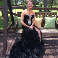 Lauren Foley Photo 21