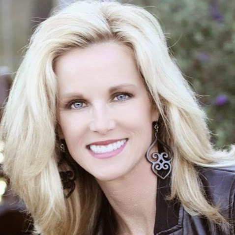 Theresa Rowe Photo 19