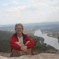 Beth Russell Photo 33