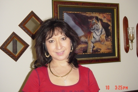 Ruth Perez Photo 3