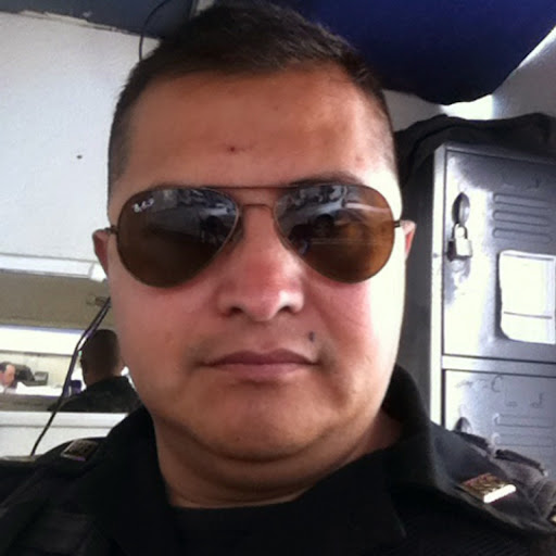 Daniel Velazquez Photo 36