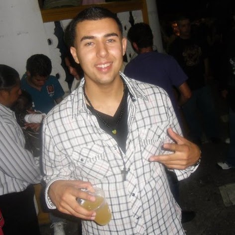 Eduardo Arteaga Photo 26