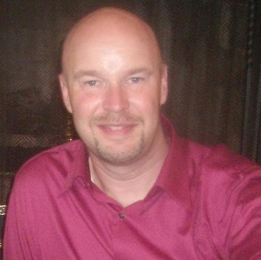 Paul Gold Photo 47