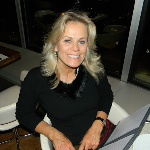 Susan Mathews Photo 16