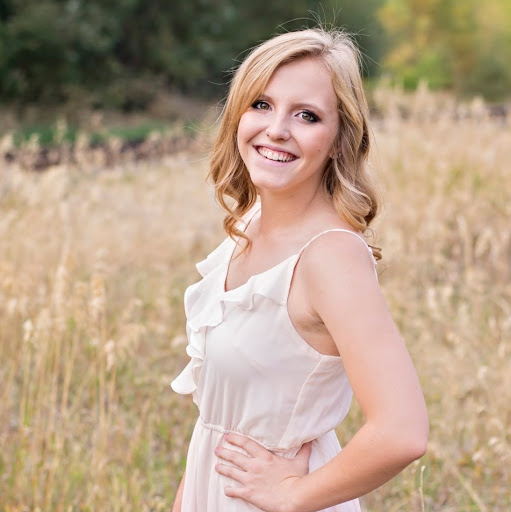 Hannah Hart Photo 37