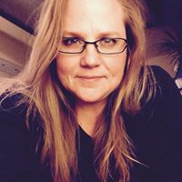 Jennifer Loucks Photo 21