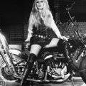 Janice Dore Photo 5