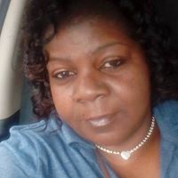 Nikki Campbell Photo 30
