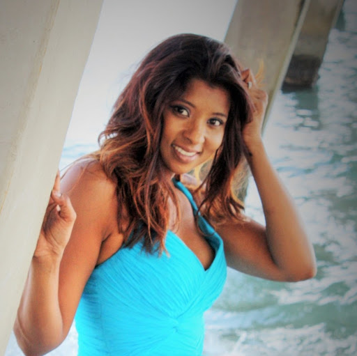 Priya Paul Photo 17