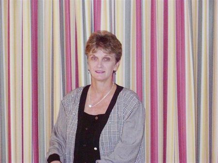 Brenda Roberts Photo 34