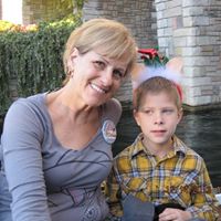 Michele Forrest Photo 14