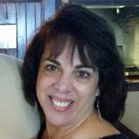 Lisa Segarra Photo 16