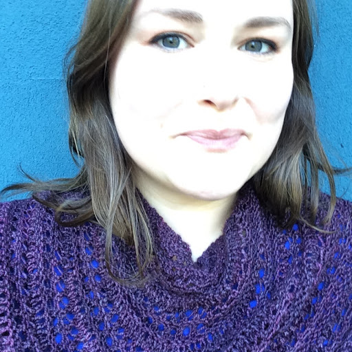 Elizabeth Pedersen Photo 10