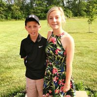 Stephanie Skaggs Photo 28