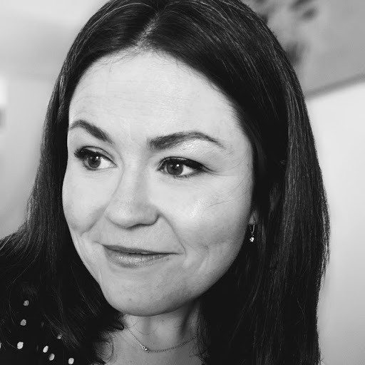 Jennifer Pollock Photo 28