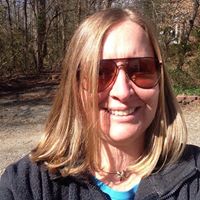 Jennifer Robbins Photo 36