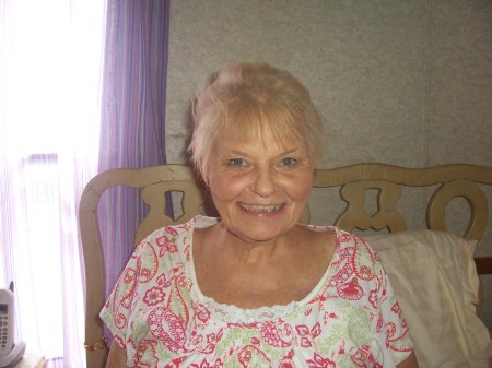 Sarah Watkins Photo 4