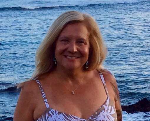 Christine Lewis Photo 44