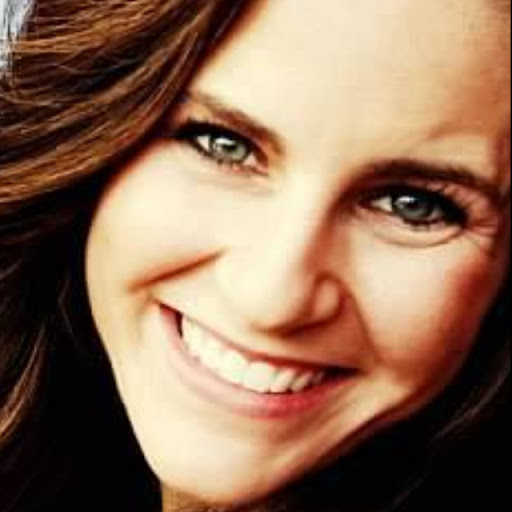 Robyn Foreman Photo 6