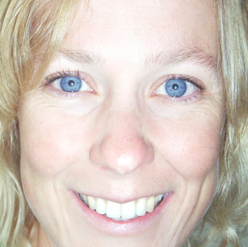 Karin Peters Photo 14