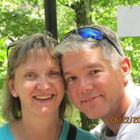 Jennifer Adams Photo 32