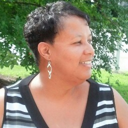 Stephanie Cooper Photo 56