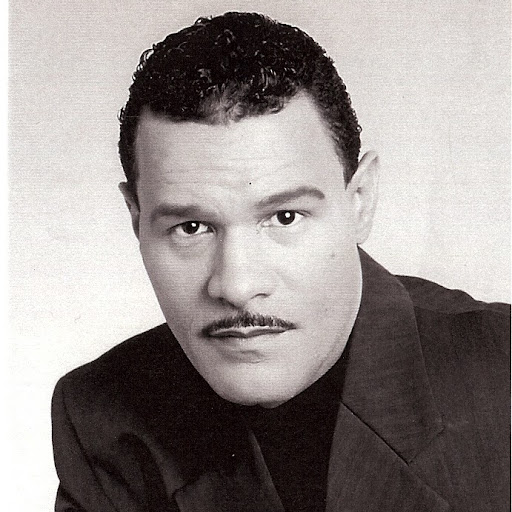 Carl Jones Photo 40