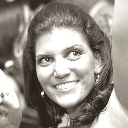 Ellen Warren Photo 21
