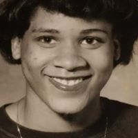 Cynthia Lucas Photo 18