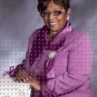 Geraldine Robinson Photo 22