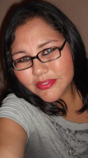 Maria Velarde Photo 13