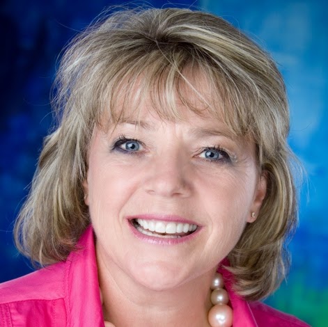 Debbie Dodge Photo 6