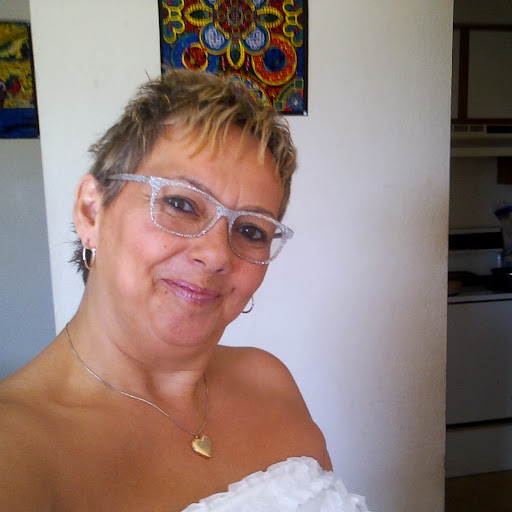 Ann Morris Photo 24