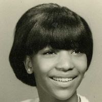 Veronica Roberson Photo 22