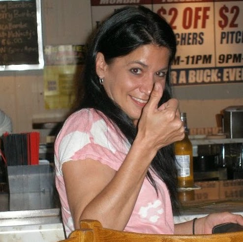Laura Morrison Photo 14