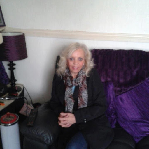 Phyllis Carter Photo 38