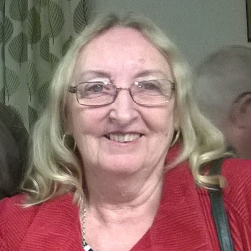 Elizabeth Reeve Photo 13