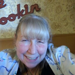 Mary Welsh Photo 8
