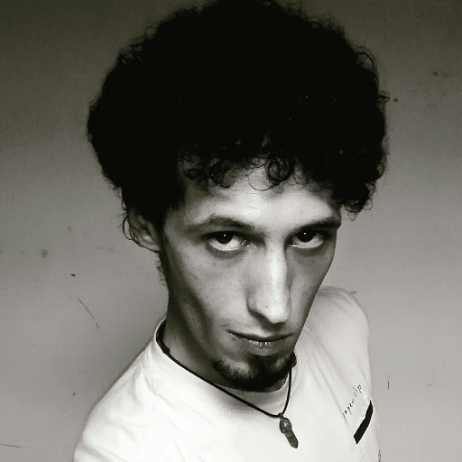 Manuel Robles Photo 15