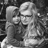 Maggie Shackelford Photo 5