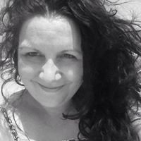 Rachel Farr Photo 14