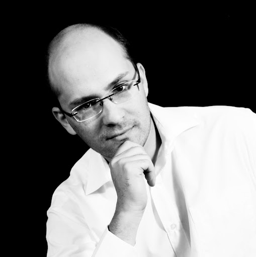 Michael Fine Photo 33