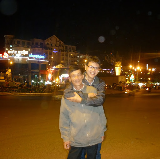 Linh Trinh Photo 21