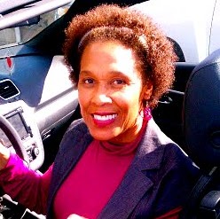 Carolyn Simpson Photo 25
