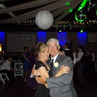 Julie Strong Photo 20