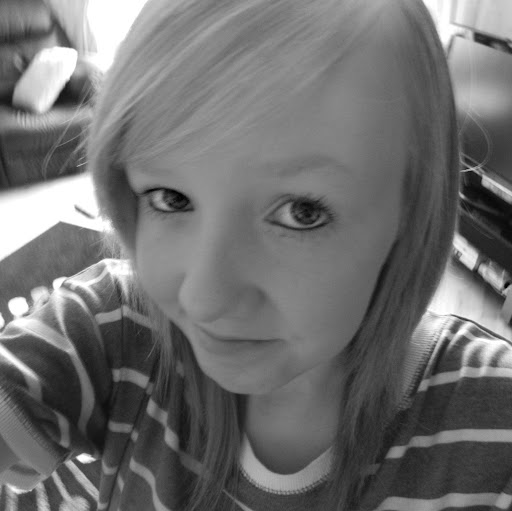 Aimee Crawford Photo 35