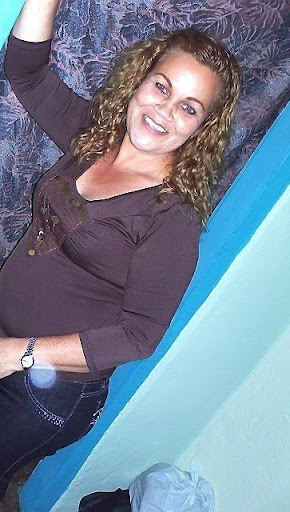 Mary Castro Photo 24