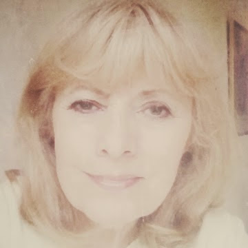 Sandra Reid Photo 14