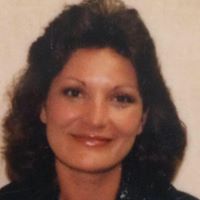 Debra Hart Photo 18