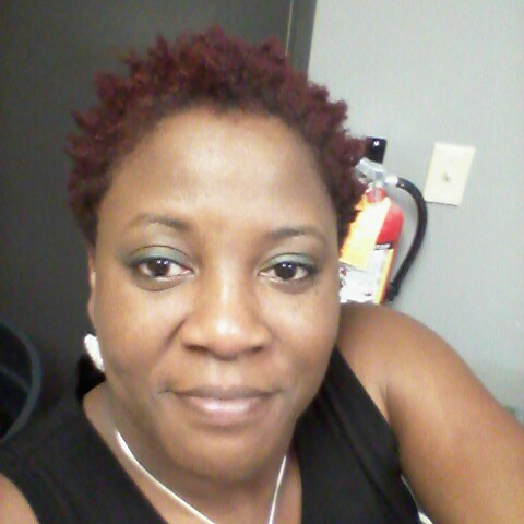 Lisa Revis Photo 15